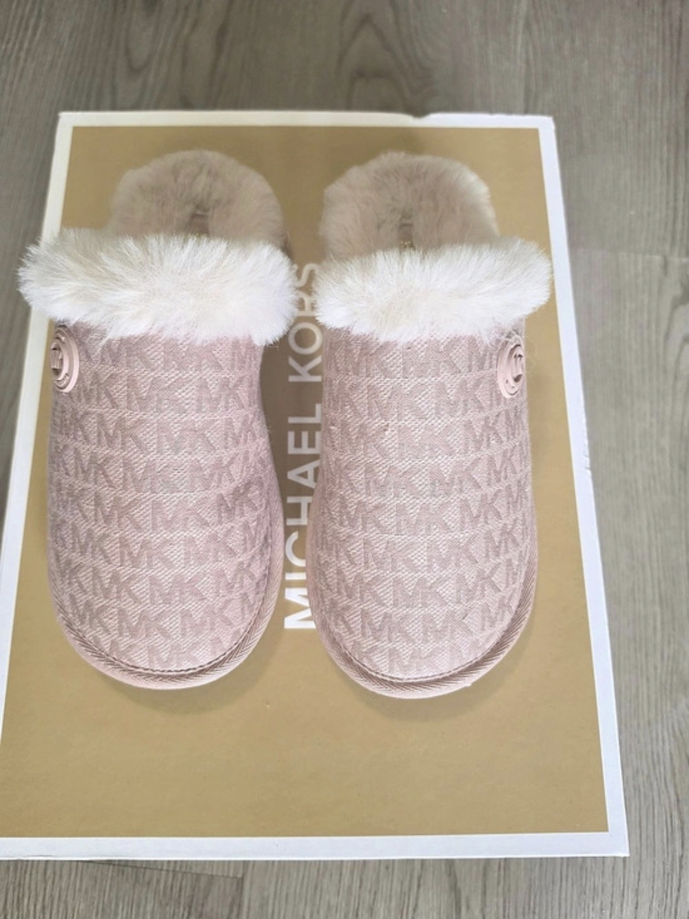 Michael Kors Janis Faux Fur-Lined Logo Jacquard Slipper Pink & White